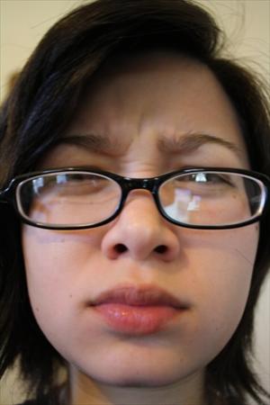 <img300*0:stuff/z/103106/Self%2520Faces%2520With%2520Glasses/i1233250389_14.jpg>