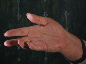<img300*0:stuff/z/10620/1-07-08%2520Hands/1-07-09%20013.jpg>