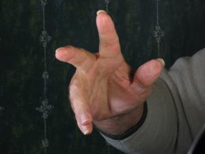 <img300*0:stuff/z/10620/1-07-08%2520Hands/1-07-09%20061.jpg>