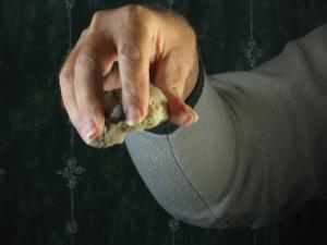 <img300*0:stuff/z/10620/1-07-08%2520Hands/1-07-09%20099.jpg>