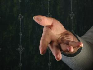 <img300*0:stuff/z/10620/1-07-08%2520Hands/1-07-09%20102.jpg>
