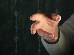 <img300*0:stuff/z/10620/1-07-08%2520Hands/1-07-09%20103.jpg>