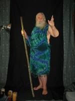<img0*200:stuff/z/10620/10-21-08%2520Long%2520Robe%2520with%2520Staff/10-21-08%20127.jpg>