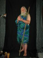 <img0*200:stuff/z/10620/10-21-08%2520Long%2520Robe%2520with%2520Staff/10-21-08%20131.jpg>