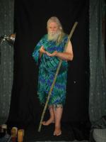 <img0*200:stuff/z/10620/10-21-08%2520Long%2520Robe%2520with%2520Staff/10-21-08%20132.jpg>