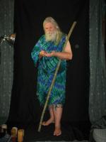 <img0*200:stuff/z/10620/10-21-08%2520Long%2520Robe%2520with%2520Staff/10-21-08%20135.jpg>
