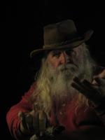 <img0*200:stuff/z/10620/11-15-08%2520Aussie%2520Hat%2520%2526%2520Smudge/11-15-08%20117.jpg>