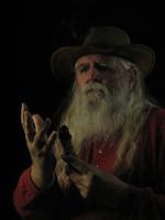 <img0*200:stuff/z/10620/11-15-08%2520Aussie%2520Hat%2520%2526%2520Smudge/11-15-08%20128.jpg>