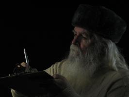 <img0*200:stuff/z/10620/11-15-08%2520Father%2520Yule%2520with%2520Clipboard/11-15-08%20321.jpg>