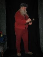 <img0*200:stuff/z/10620/11-18-08%2520Standing%2520Father%2520Yule/11-18-08%20202.jpg>