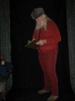 <img0*200:stuff/z/10620/11-18-08%2520Standing%2520Father%2520Yule/11-18-08%20205.jpg>