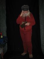 <img0*200:stuff/z/10620/11-18-08%2520Standing%2520Father%2520Yule/11-18-08%20207.jpg>