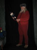<img0*200:stuff/z/10620/11-18-08%2520Standing%2520Father%2520Yule/11-18-08%20211.jpg>