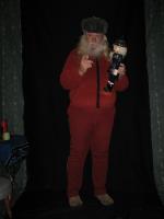 <img0*200:stuff/z/10620/11-18-08%2520Standing%2520Father%2520Yule/11-18-08%20216.jpg>