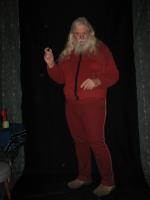 <img0*200:stuff/z/10620/11-18-08%2520Standing%2520Father%2520Yule/11-18-08%20226.jpg>
