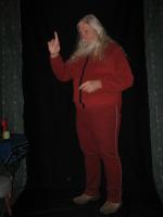 <img0*200:stuff/z/10620/11-18-08%2520Standing%2520Father%2520Yule/11-18-08%20229.jpg>