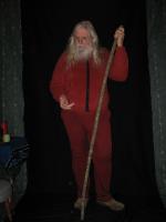 <img0*200:stuff/z/10620/11-18-08%2520Standing%2520Father%2520Yule/11-18-08%20235.jpg>