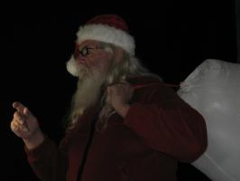 <img0*200:stuff/z/10620/11-20-08%2520Kris%2520Kringle%2520Set/11-20-08%20034.jpg>