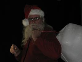 <img0*200:stuff/z/10620/11-20-08%2520Kris%2520Kringle%2520Set/11-20-08%20035.jpg>