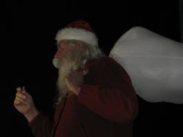 <img0*200:stuff/z/10620/11-20-08%2520Kris%2520Kringle%2520Set/11-20-08%20041.jpg>
