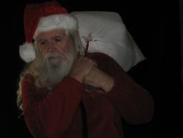 <img0*200:stuff/z/10620/11-20-08%2520Kris%2520Kringle%2520Set/11-20-08%20050.jpg>