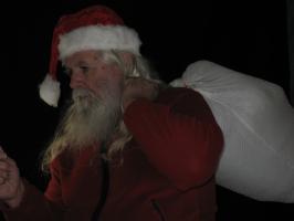 <img0*200:stuff/z/10620/11-20-08%2520Kris%2520Kringle%2520Set/11-20-08%20055.jpg>