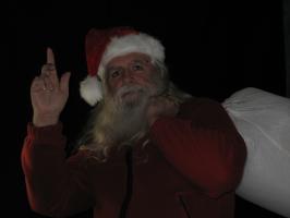 <img0*200:stuff/z/10620/11-20-08%2520Kris%2520Kringle%2520Set/11-20-08%20063.jpg>
