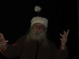 <img0*200:stuff/z/10620/11-20-08%2520Kris%2520Kringle%2520Set/11-20-08%20093.jpg>