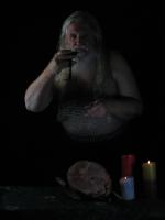 <img0*200:stuff/z/10620/11-21-08%2520Ham%2520with%2520Knives%2520Dark/11-21-08%20111.jpg>