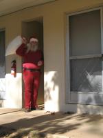 <img0*200:stuff/z/10620/11-26-09%2520Kris%2520Kringle%2520set/11-26-08%20023.jpg>