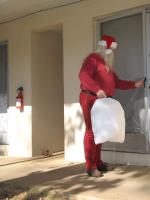 <img0*200:stuff/z/10620/11-26-09%2520Kris%2520Kringle%2520set/11-26-08%20036.jpg>