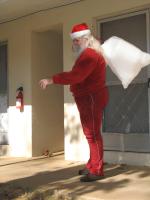 <img0*200:stuff/z/10620/11-26-09%2520Kris%2520Kringle%2520set/11-26-08%20046.jpg>
