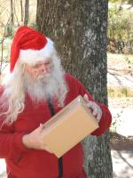 <img0*200:stuff/z/10620/11-26-09%2520Kris%2520Kringle%2520set/11-26-08%20064.jpg>