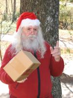 <img0*200:stuff/z/10620/11-26-09%2520Kris%2520Kringle%2520set/11-26-08%20068.jpg>