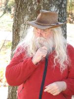 <img0*200:stuff/z/10620/11-26-09%2520Kris%2520Kringle%2520set/11-26-08%20117.jpg>