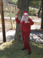 <img0*200:stuff/z/10620/11-26-09%2520Kris%2520Kringle%2520set/11-26-08%20143.jpg>