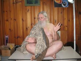 <img0*200:stuff/z/10620/8-10-08%2520Buddha%2520Poses/8-10-08%20027.jpg>