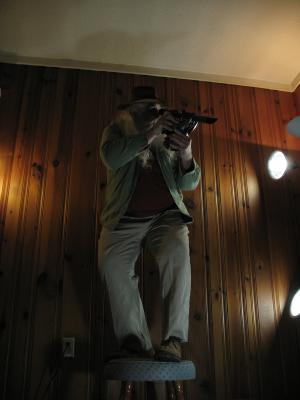 <img300*0:stuff/z/10620/Dramatic%2520Light%2520Actions%2520-%2520Costume%25204-3-09/4-3-09%20003.jpg>