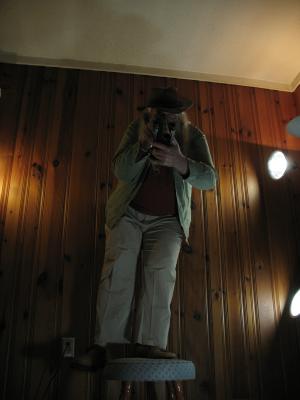 <img300*0:stuff/z/10620/Dramatic%2520Light%2520Actions%2520-%2520Costume%25204-3-09/4-3-09%20018.jpg>