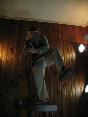<img300*0:stuff/z/10620/Dramatic%2520Light%2520Actions%2520-%2520Costume%25204-3-09/4-3-09%20021.jpg>