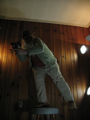 <img300*0:stuff/z/10620/Dramatic%2520Light%2520Actions%2520-%2520Costume%25204-3-09/4-3-09%20023.jpg>