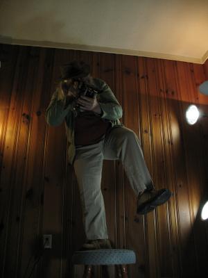 <img300*0:stuff/z/10620/Dramatic%2520Light%2520Actions%2520-%2520Costume%25204-3-09/4-3-09%20025.jpg>
