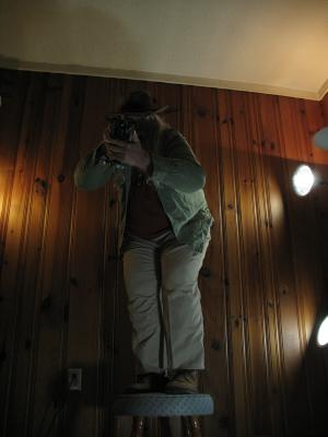 <img300*0:stuff/z/10620/Dramatic%2520Light%2520Actions%2520-%2520Costume%25204-3-09/4-3-09%20028.jpg>