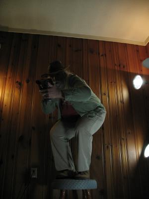 <img300*0:stuff/z/10620/Dramatic%2520Light%2520Actions%2520-%2520Costume%25204-3-09/4-3-09%20029.jpg>