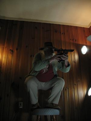 <img300*0:stuff/z/10620/Dramatic%2520Light%2520Actions%2520-%2520Costume%25204-3-09/4-3-09%20036.jpg>