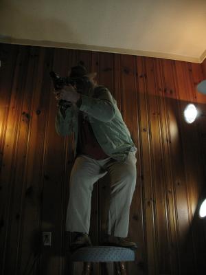 <img300*0:stuff/z/10620/Dramatic%2520Light%2520Actions%2520-%2520Costume%25204-3-09/4-3-09%20038.jpg>