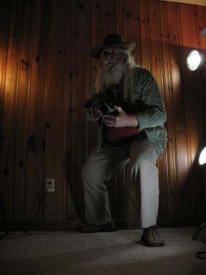 <img300*0:stuff/z/10620/Dramatic%2520Light%2520Actions%2520-%2520Costume%25204-3-09/4-3-09%20043.jpg>