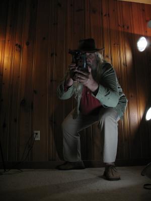 <img300*0:stuff/z/10620/Dramatic%2520Light%2520Actions%2520-%2520Costume%25204-3-09/4-3-09%20046.jpg>