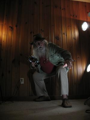 <img300*0:stuff/z/10620/Dramatic%2520Light%2520Actions%2520-%2520Costume%25204-3-09/4-3-09%20048.jpg>
