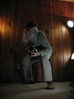 <img300*0:stuff/z/10620/Dramatic%2520Light%2520Actions%2520-%2520Costume%25204-3-09/4-3-09%20054.jpg>